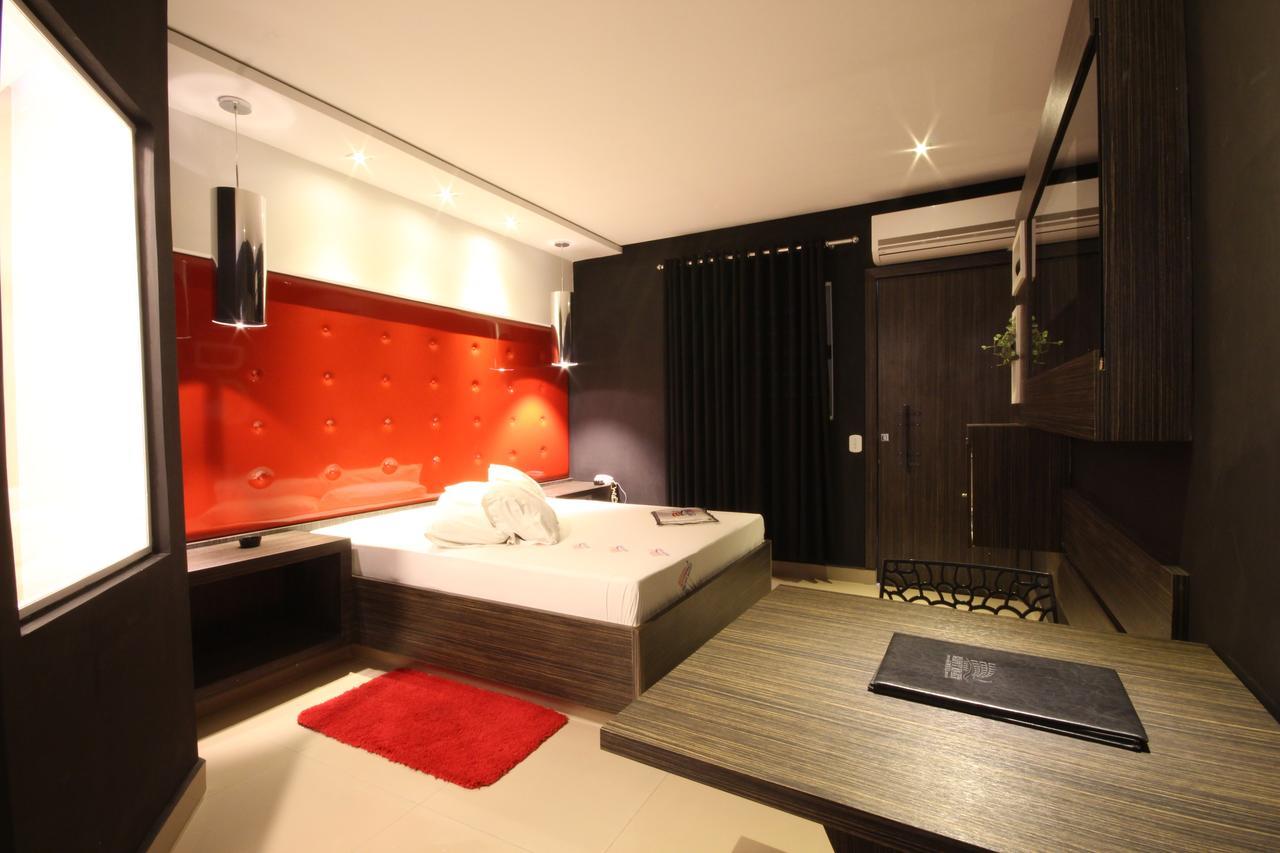 Happy Night (Adults Only) Hotel Cotia  Ngoại thất bức ảnh