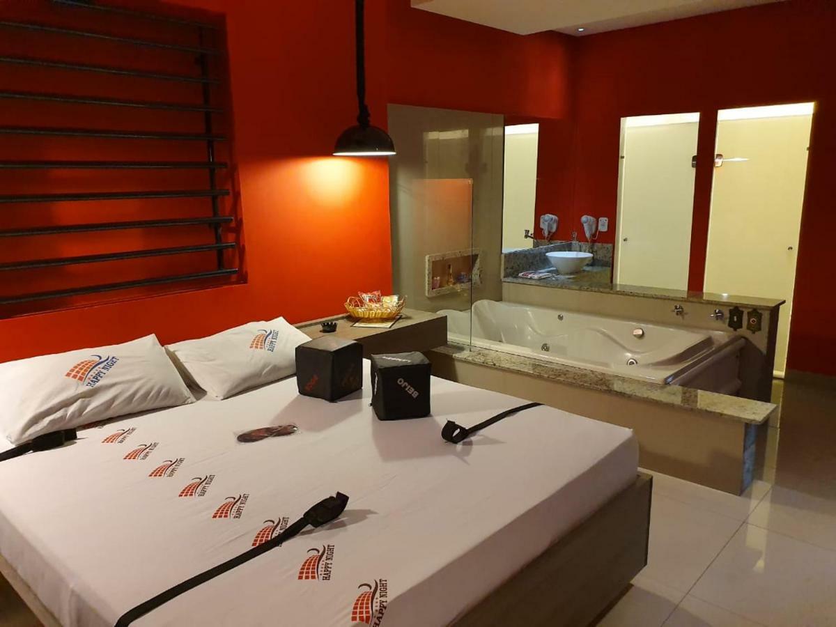 Happy Night (Adults Only) Hotel Cotia  Ngoại thất bức ảnh